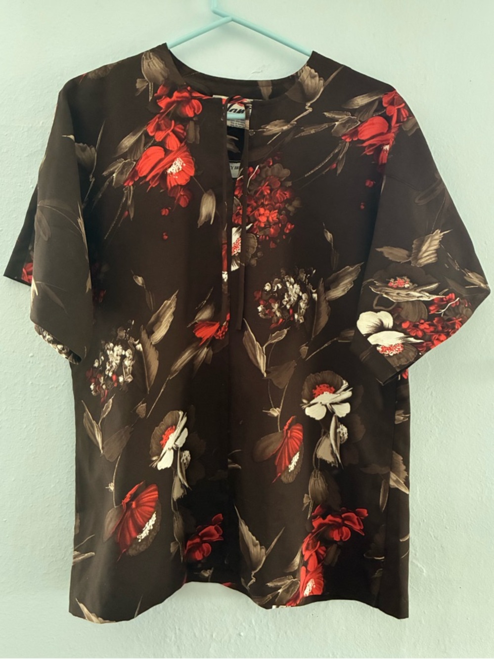 Vintage Floral Short-Sleeve kimono blouse - brown with Red & Cream Floral Print